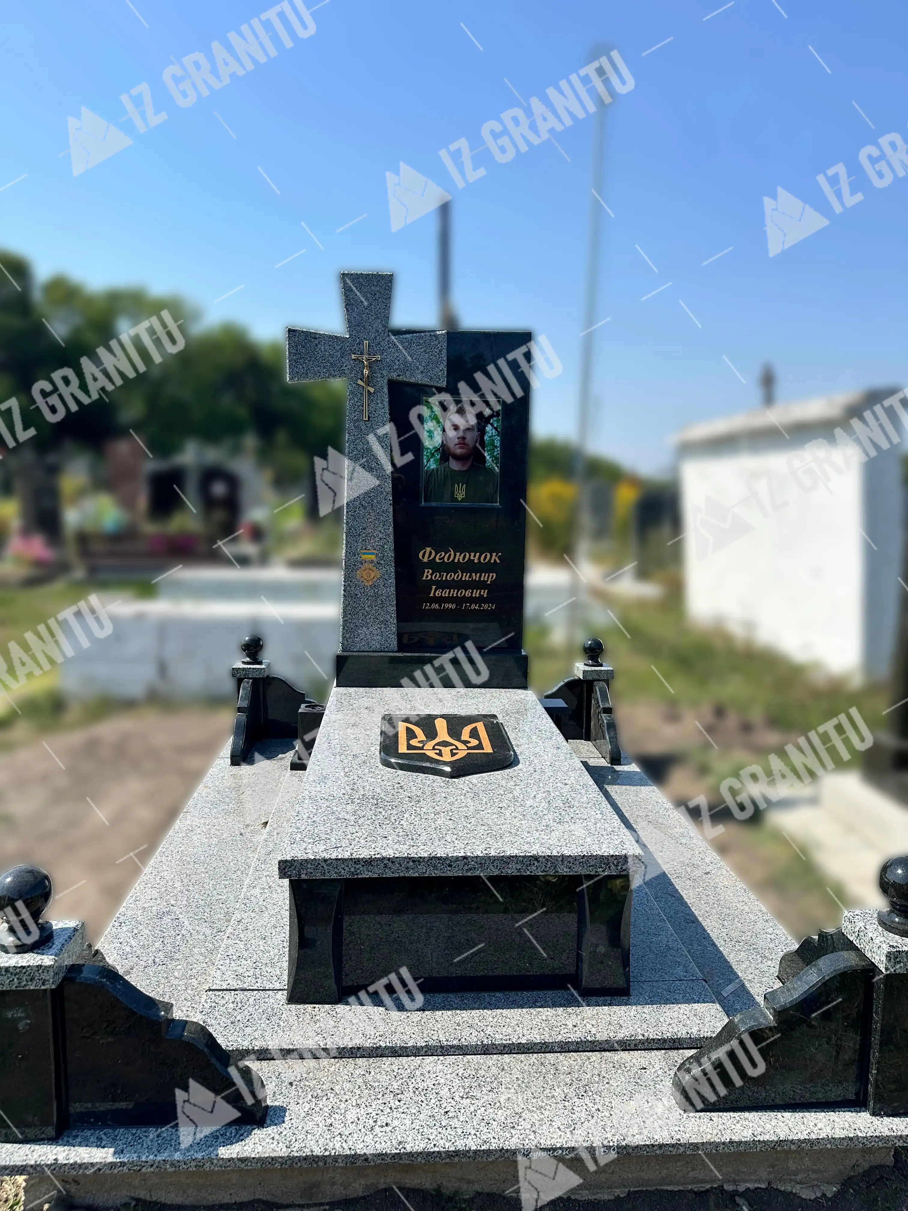 Пам'ятник для військових 10